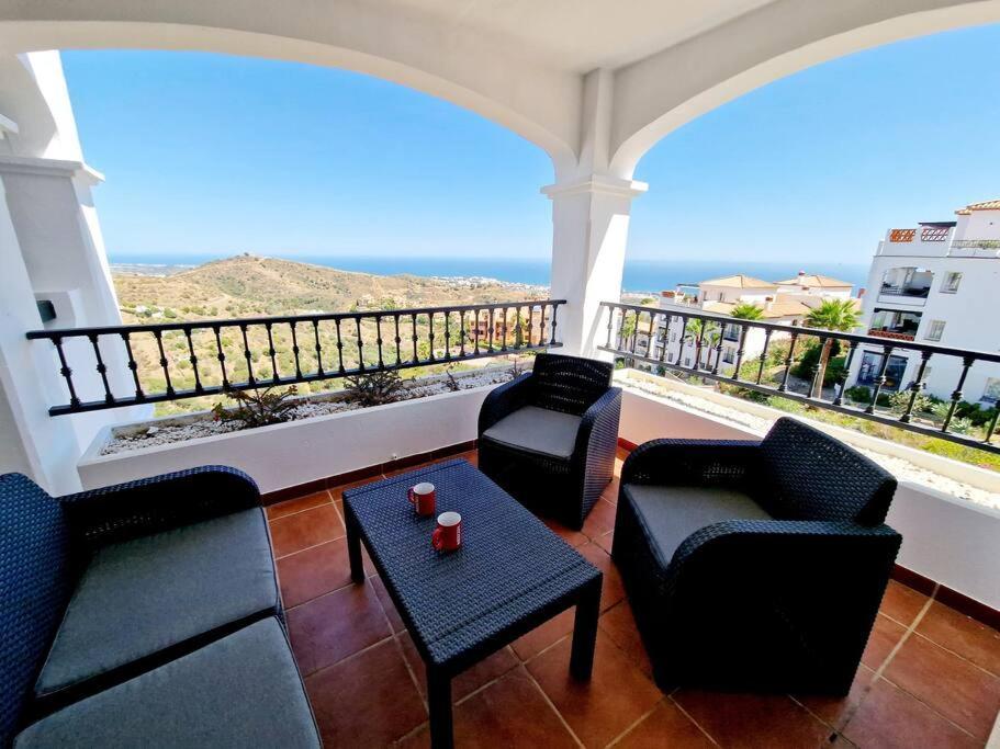 Las Palmeras Seaviews Mijas Ngoại thất bức ảnh