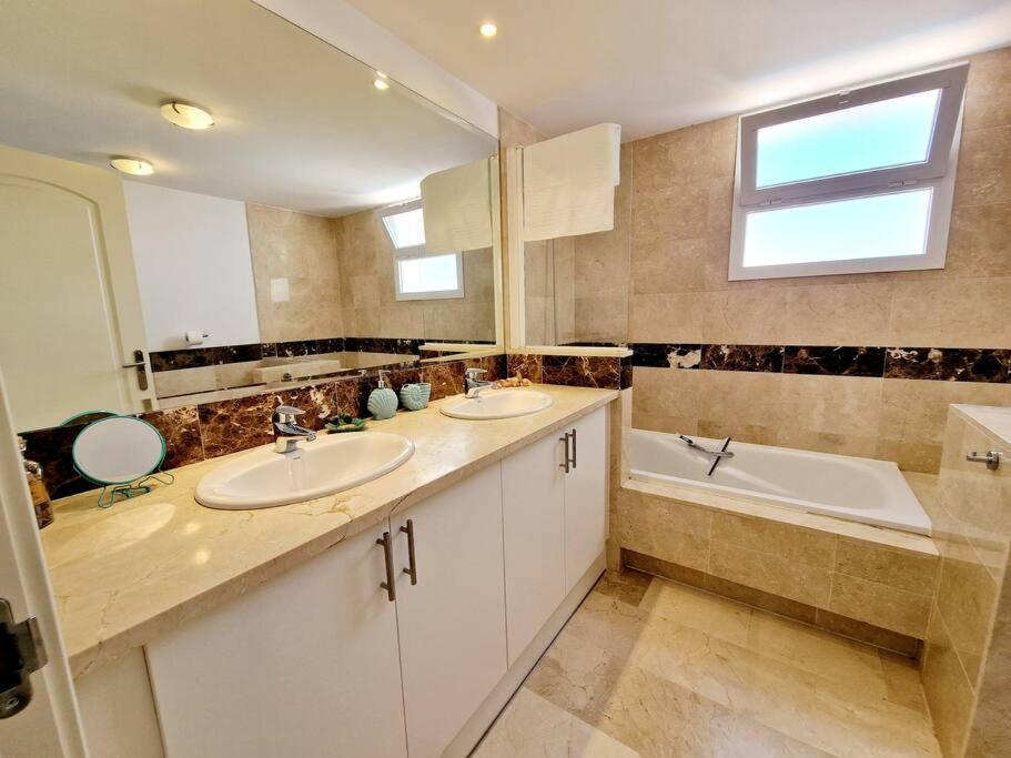 Las Palmeras Seaviews Mijas Ngoại thất bức ảnh