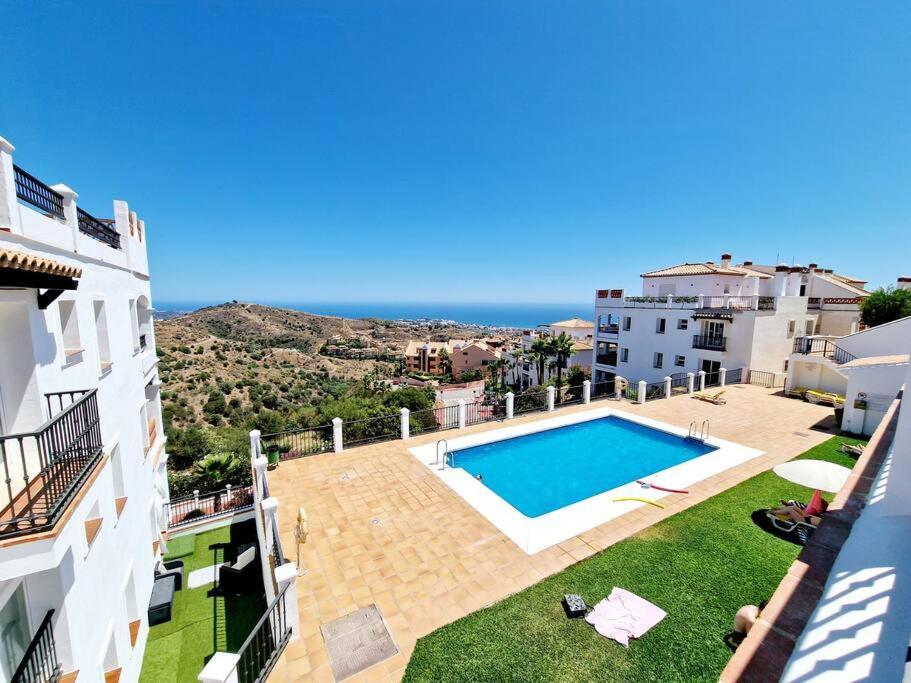 Las Palmeras Seaviews Mijas Ngoại thất bức ảnh